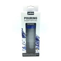 Pouring experiences measuring cups